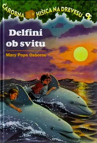 DELFINI OB SVITU